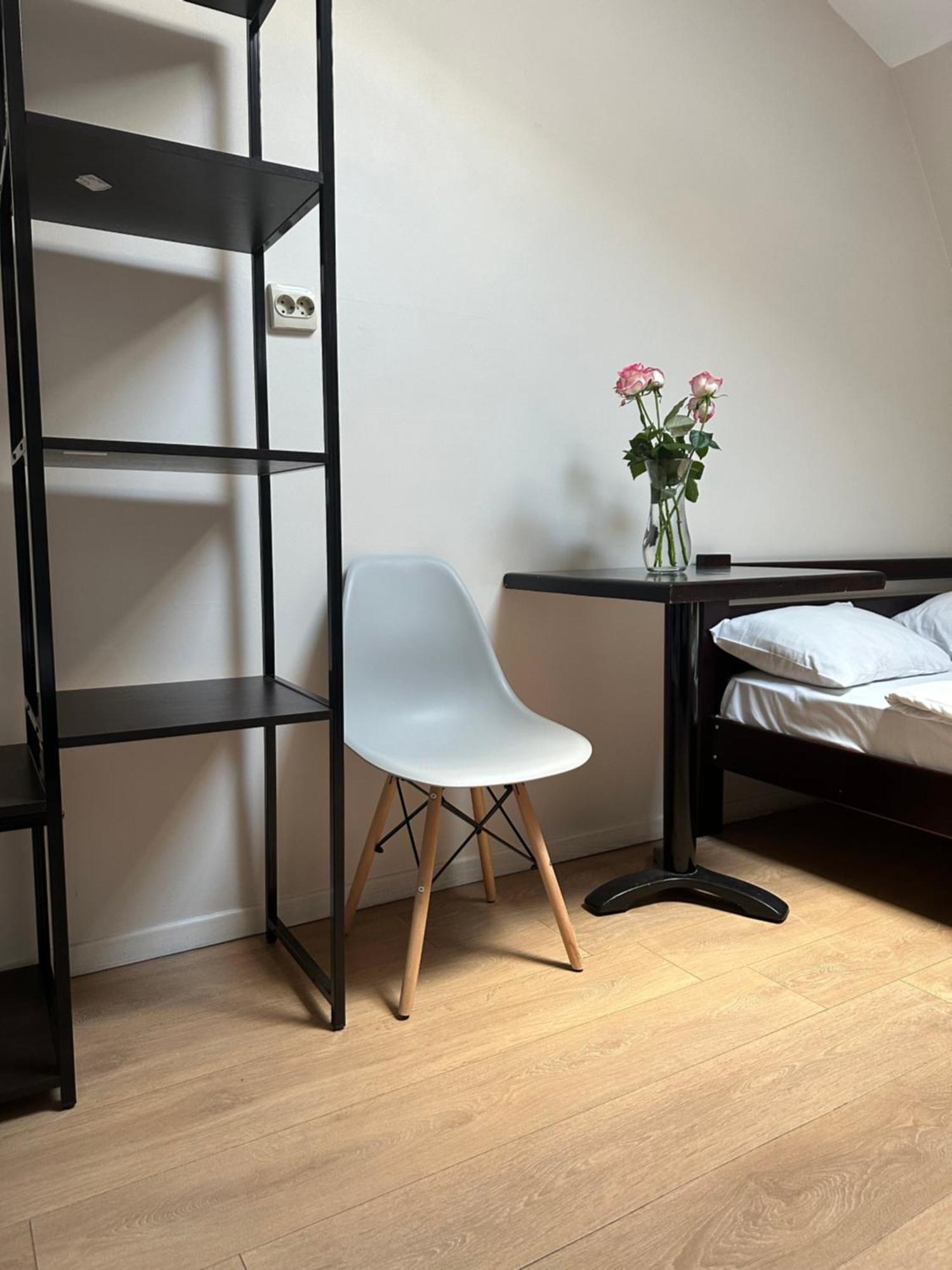 Gar'Is Hostel Lviv Extérieur photo